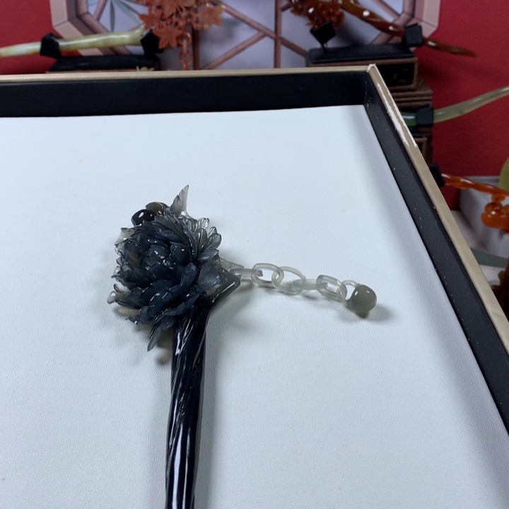 蛇纹石玉未镶嵌发簪玫*
