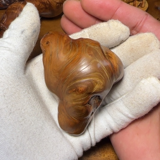 柏木（崖柏）全陈化老料把件