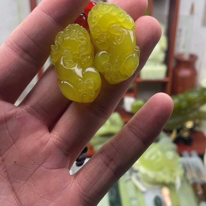 未镶嵌蛇纹石玉四大名玉挂件