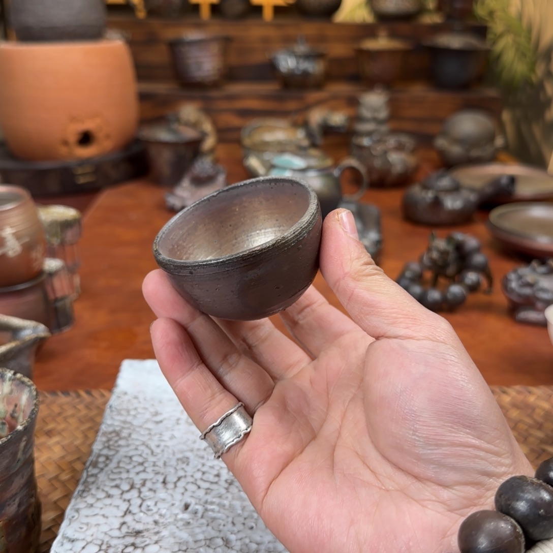 柴烧的小茶杯子啦