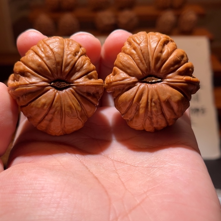 C****文玩核桃吊坠文玩