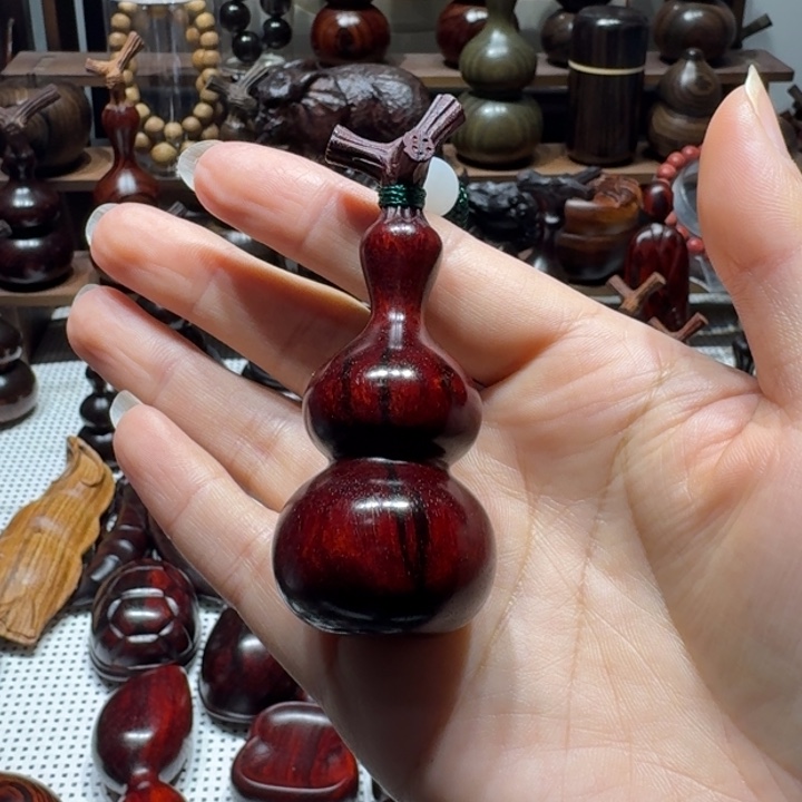 G***g檀香紫檀（小叶紫檀）3.1直径葫芦