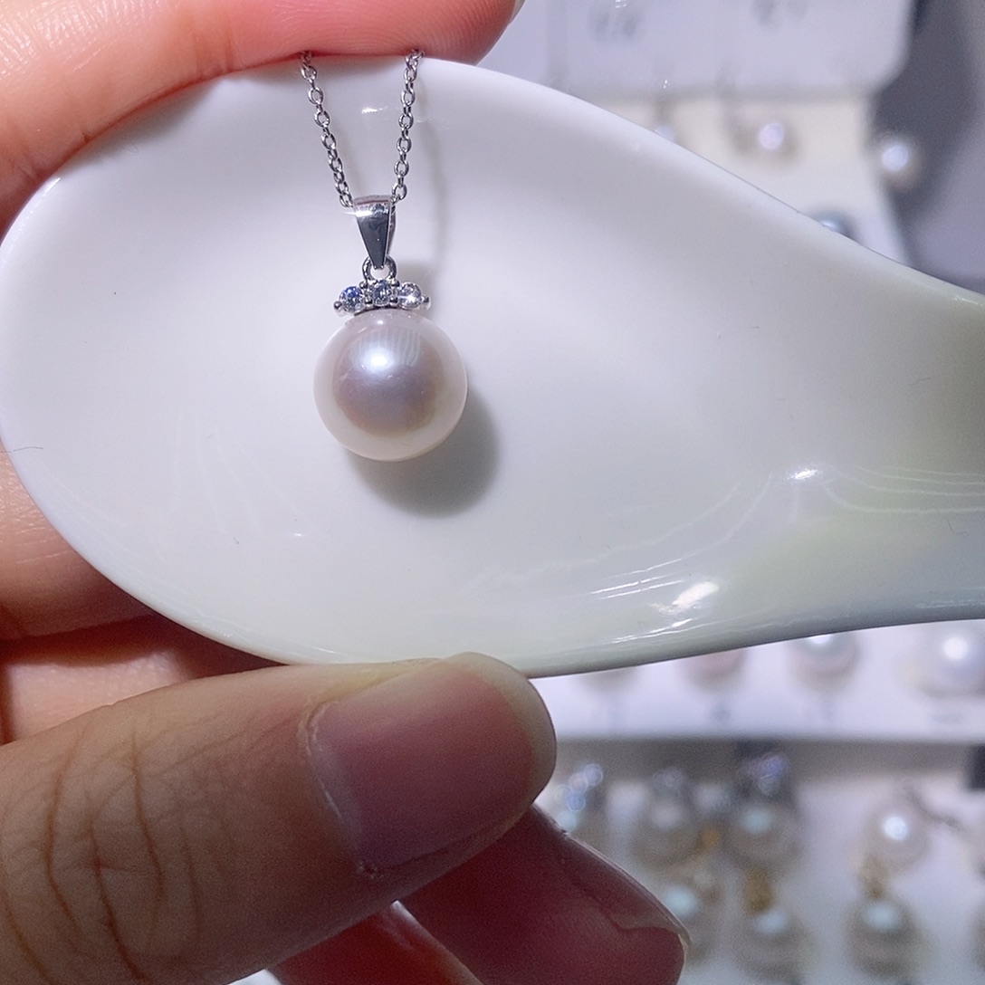 淡水珍珠吊坠(赠链)银S925镶嵌尺寸10/11毫米