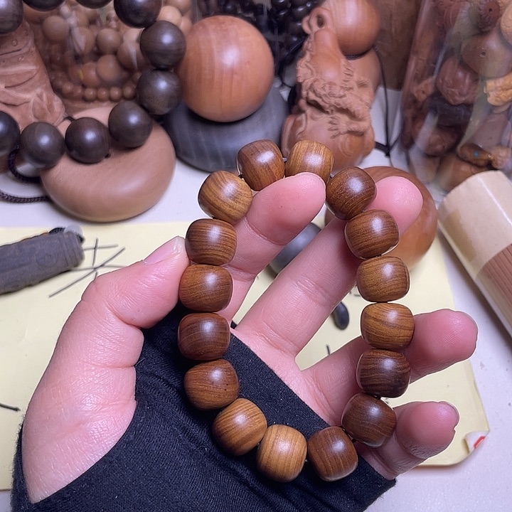 檀香木手串/手链老山檀香13/14黑肉满纹沉