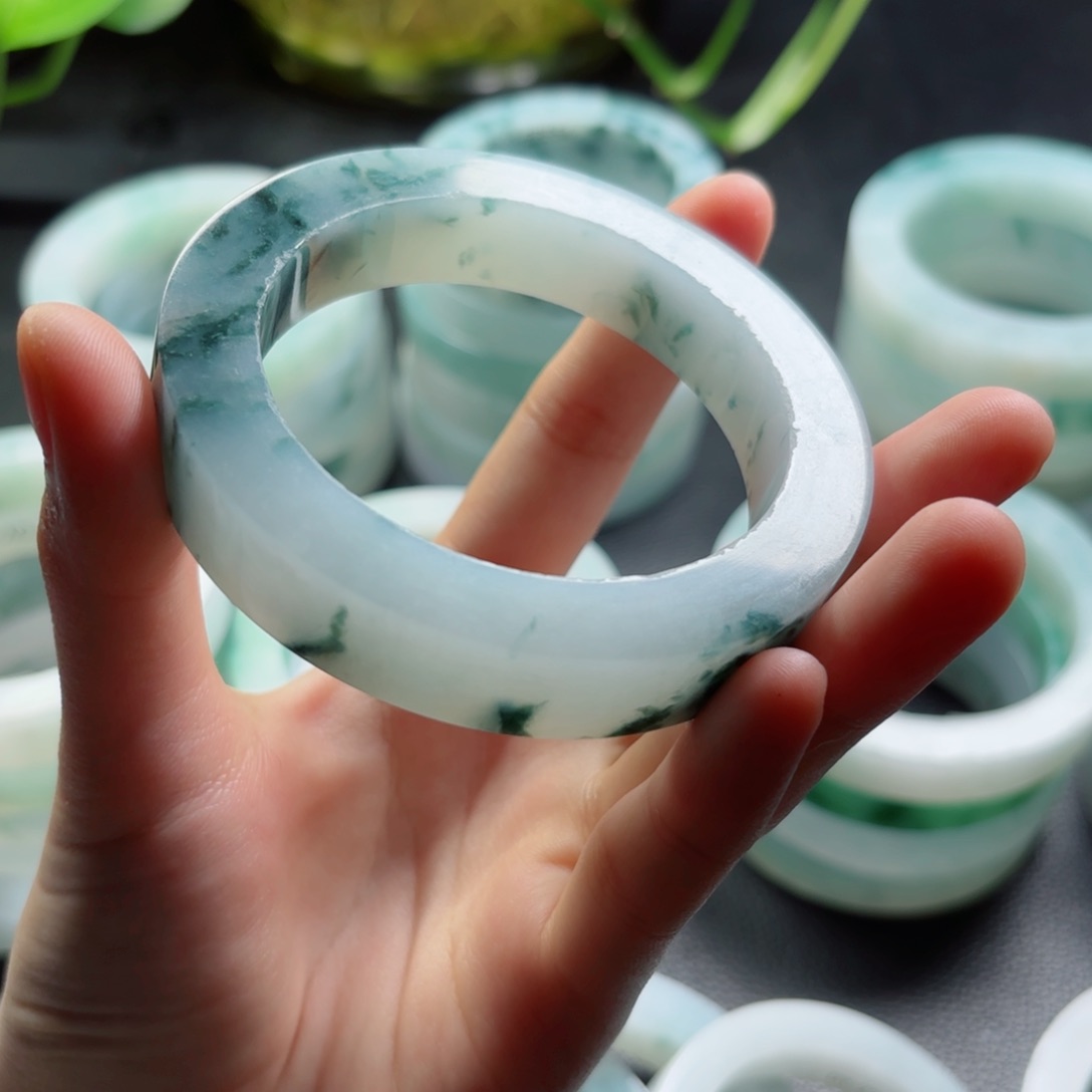 定制翡翠A货未镶嵌苍***路