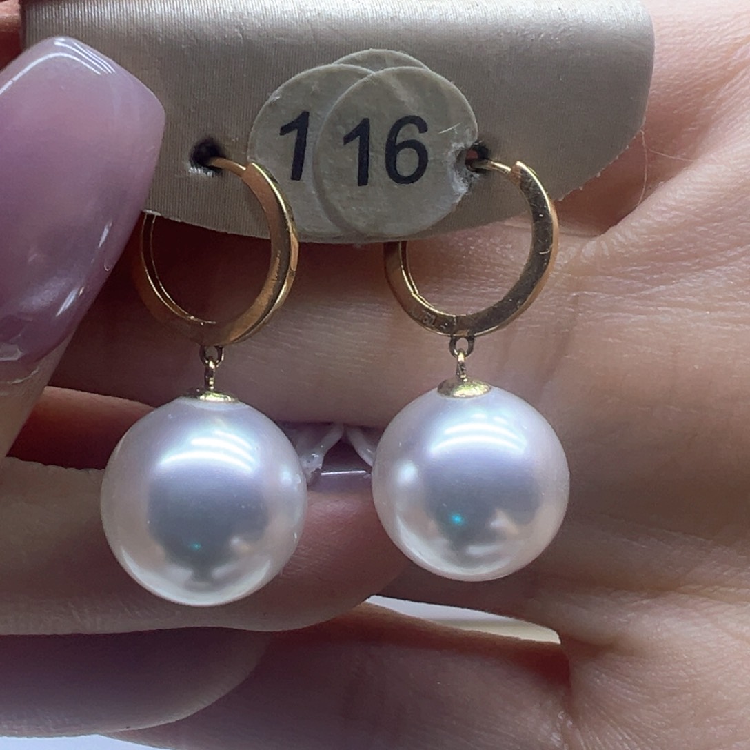 18K金镶嵌淡水珍珠耳饰