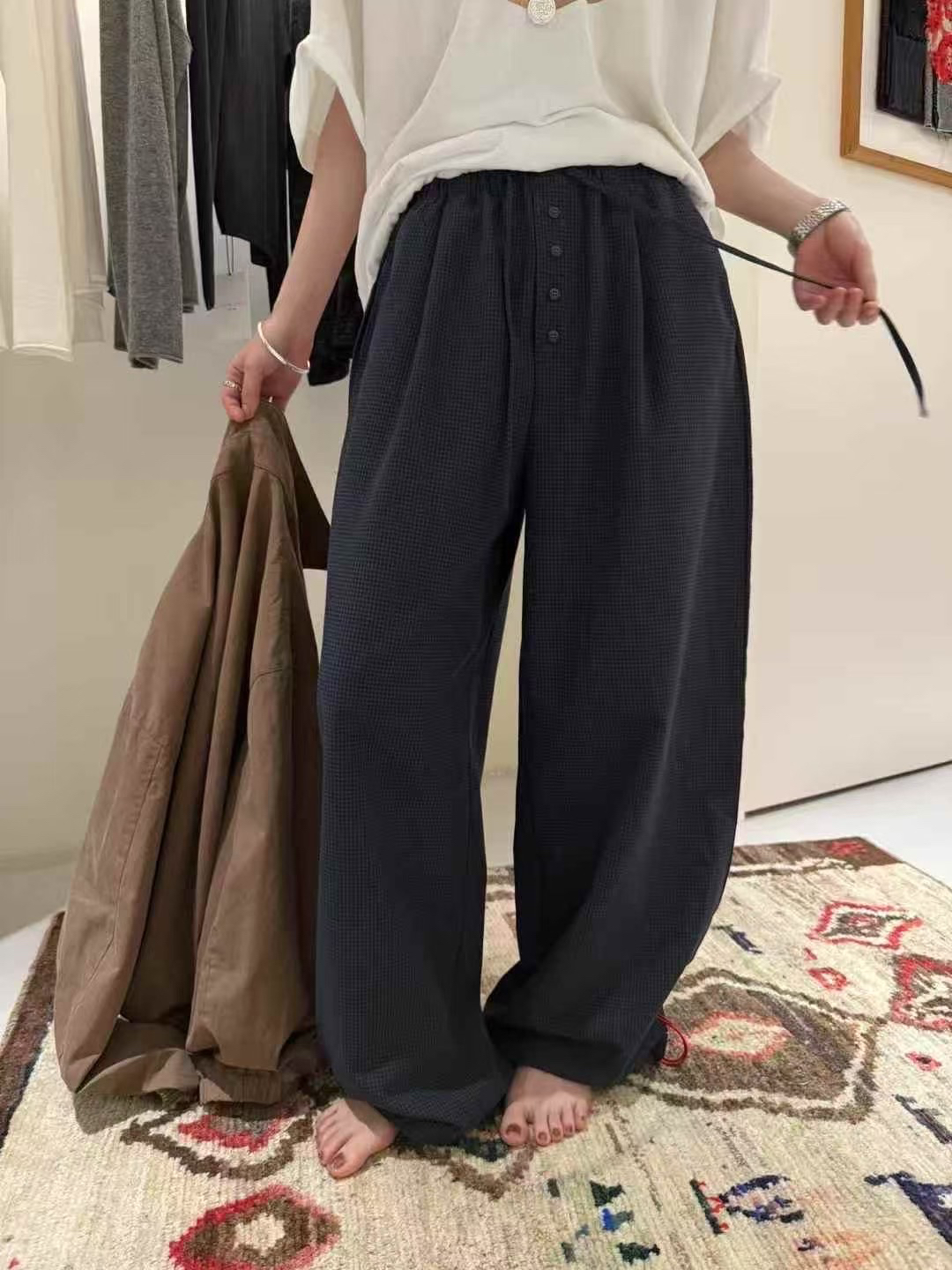 早秋新款格子抽绳纽扣设计休闲阔腿女裤
