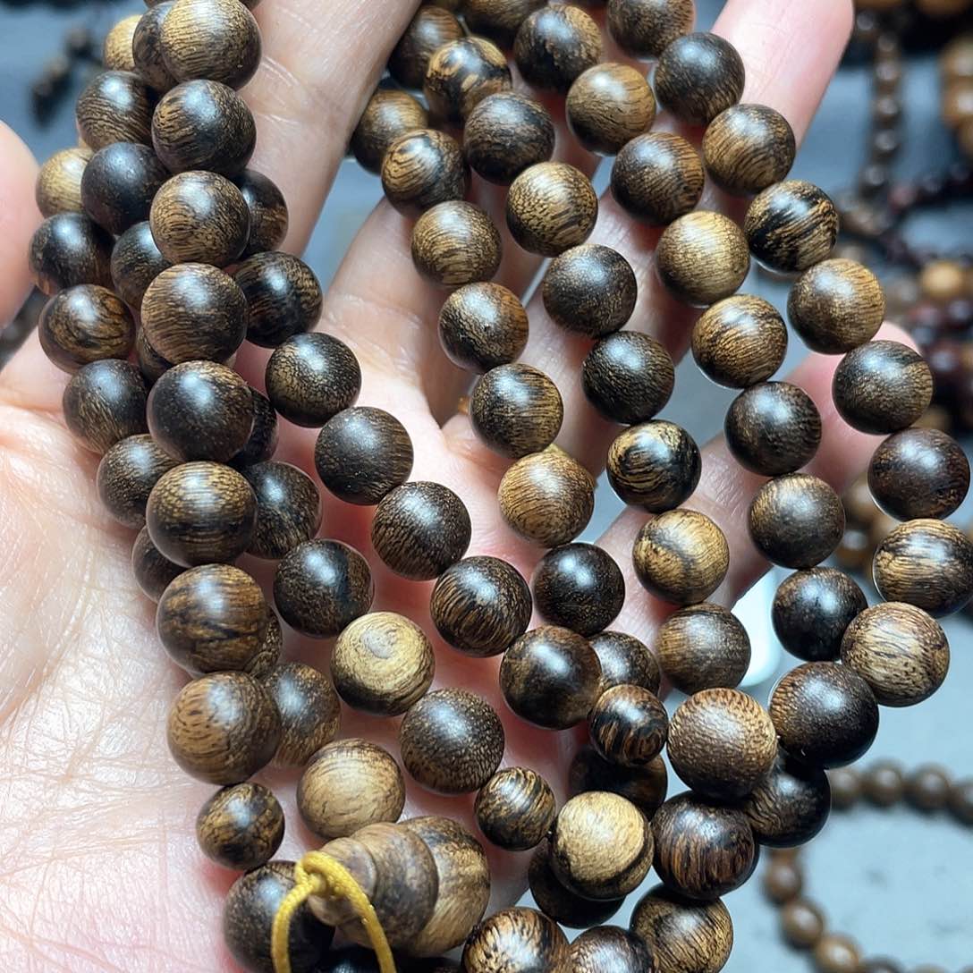 沉香手串天***～白棋瘤疤0.8