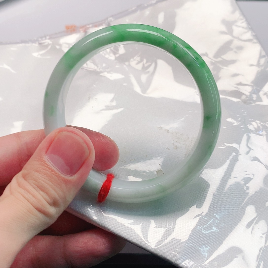 翡翠手镯未镶嵌翡翠手镯57