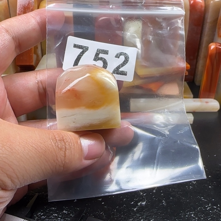 小***侠老挝石老挝       