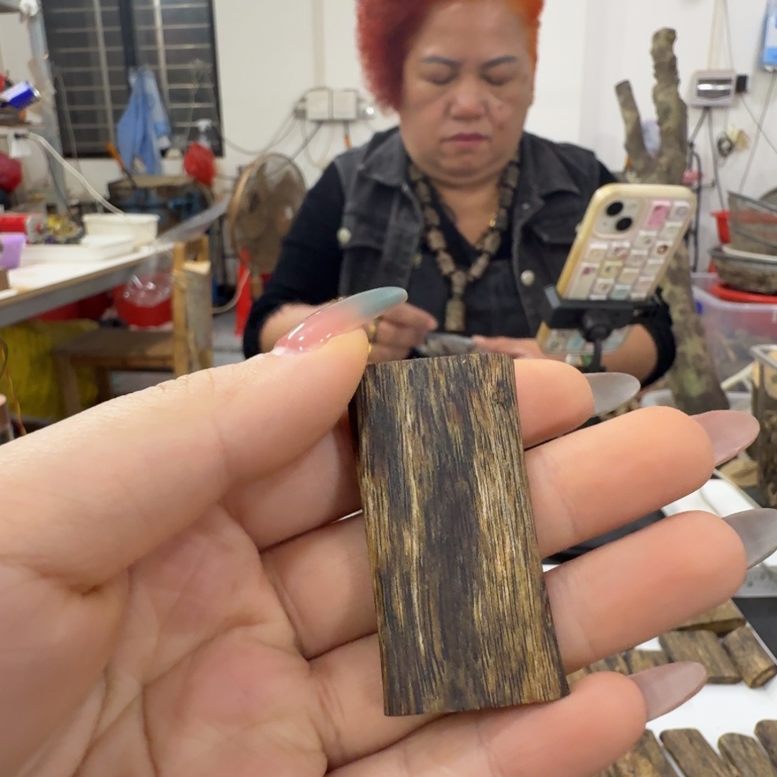 M***佐线香奇楠沉香原木