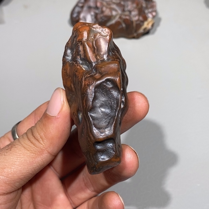 玛瑙/玉髓车挂合金在**水822