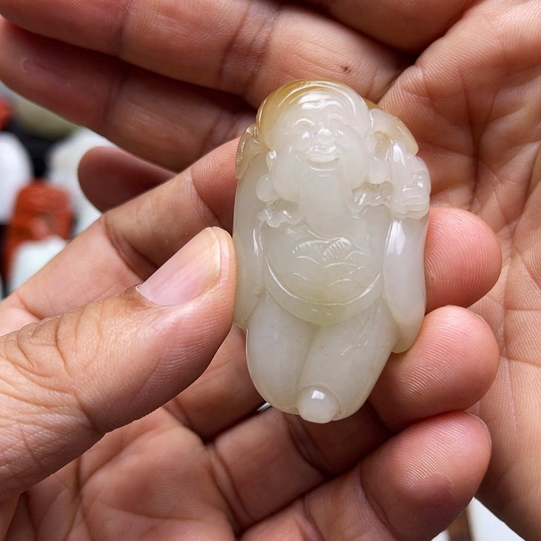 和田玉颈饰未镶嵌