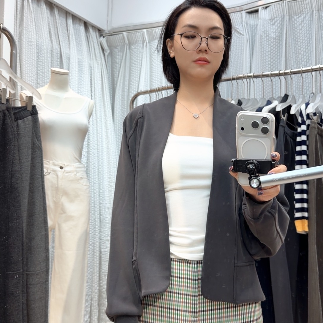 萤***野女士开衫莫代尔哈哈哈