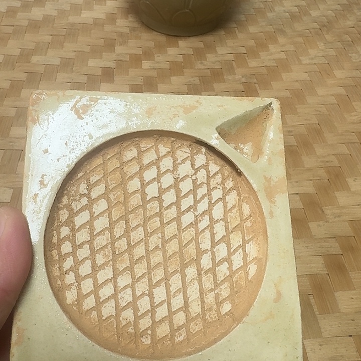 摆件陶品相完整如图漂亮。
