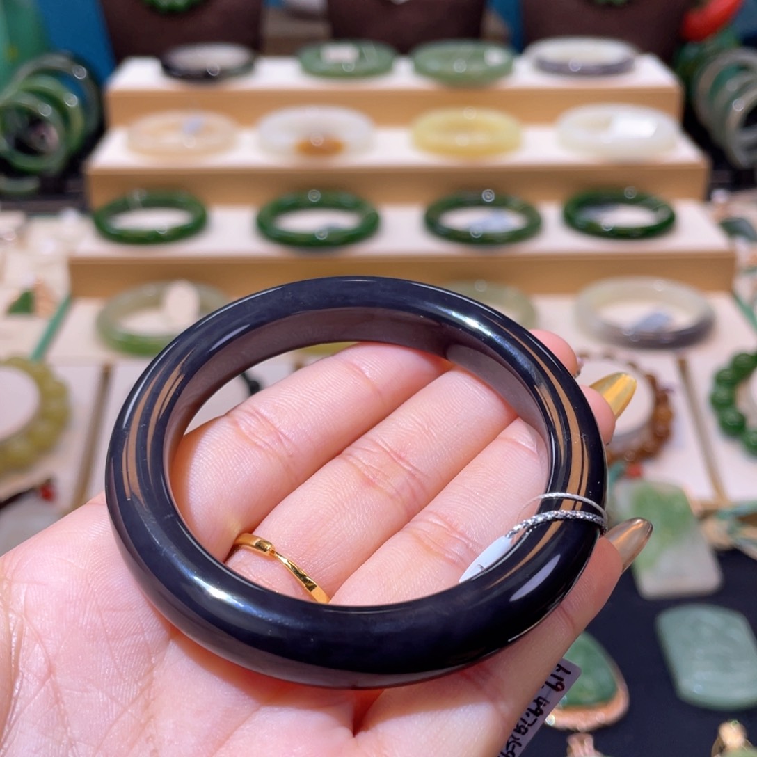 和田玉高品皇家紫手镯53、54未镶嵌