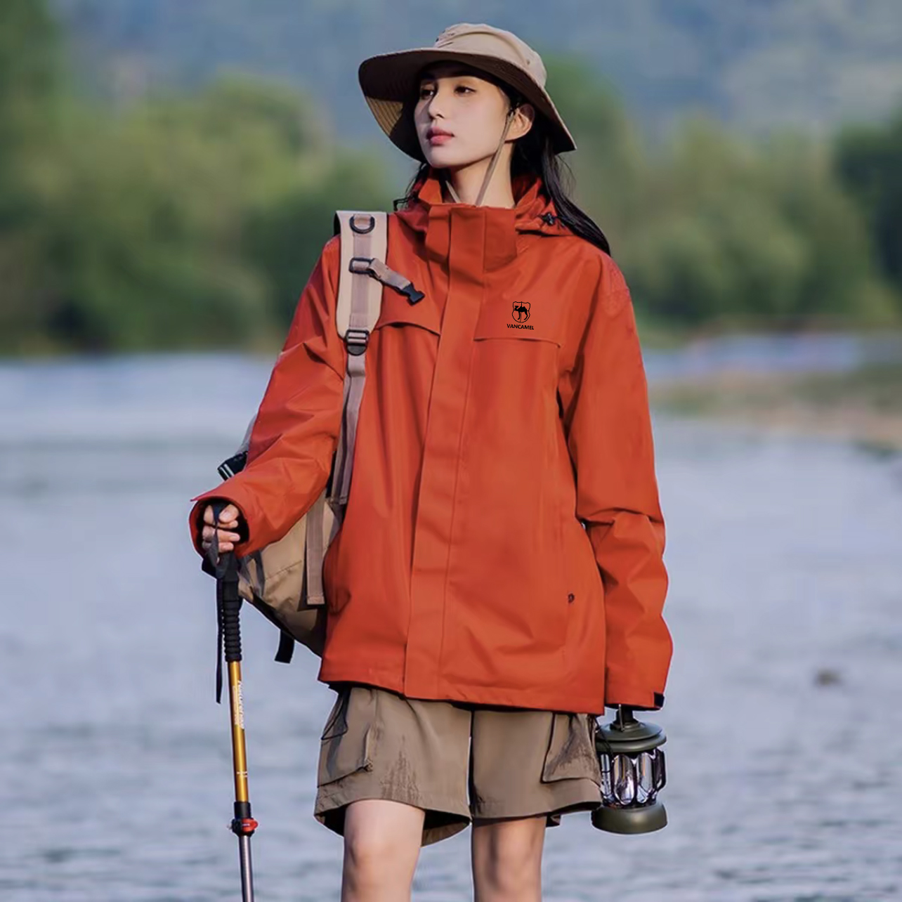 VANCAMEL/西域骆驼三合一情侣朱雀红冲锋组合户外压胶保暖登山服