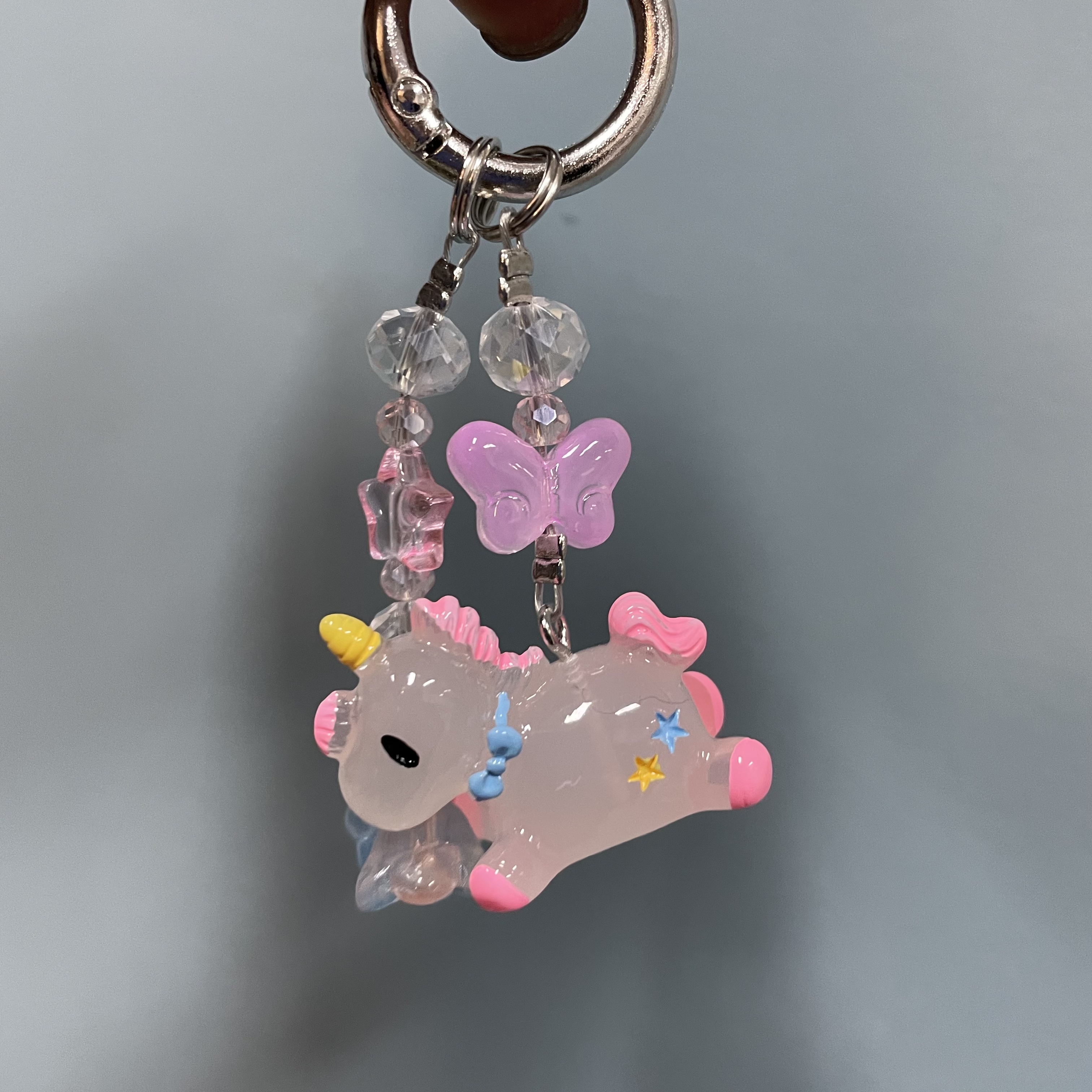 夜光白色独角兽手机坠E841