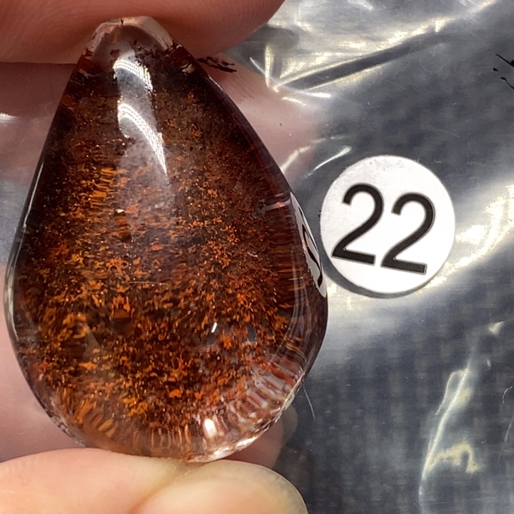 姝***澄未镶嵌水晶颈饰水晶