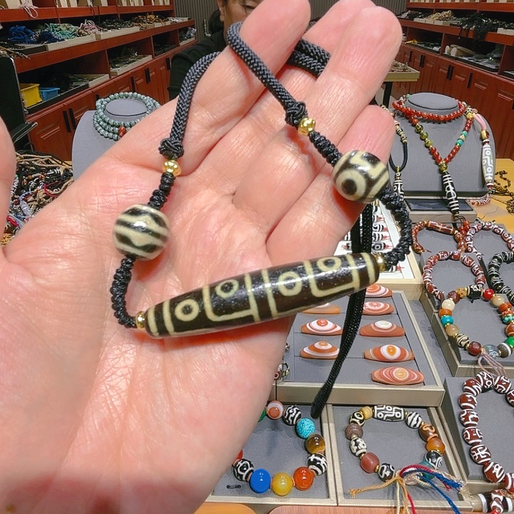 未镶嵌玛瑙/玉髓珠宝奇石