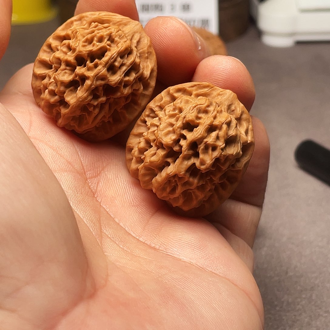 文玩核桃把件秦闷手捻31