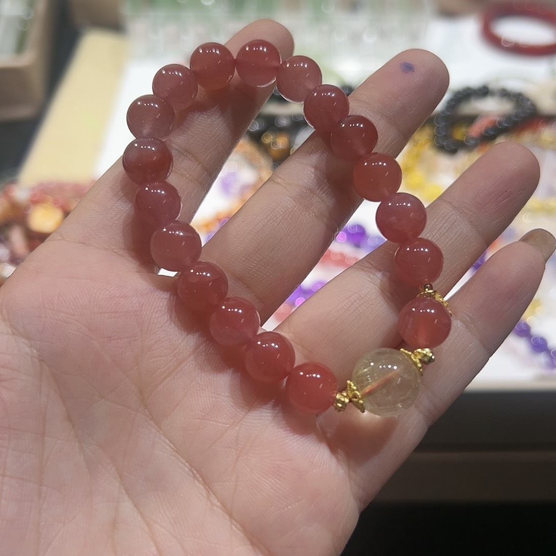 南红玛瑙手链未镶嵌