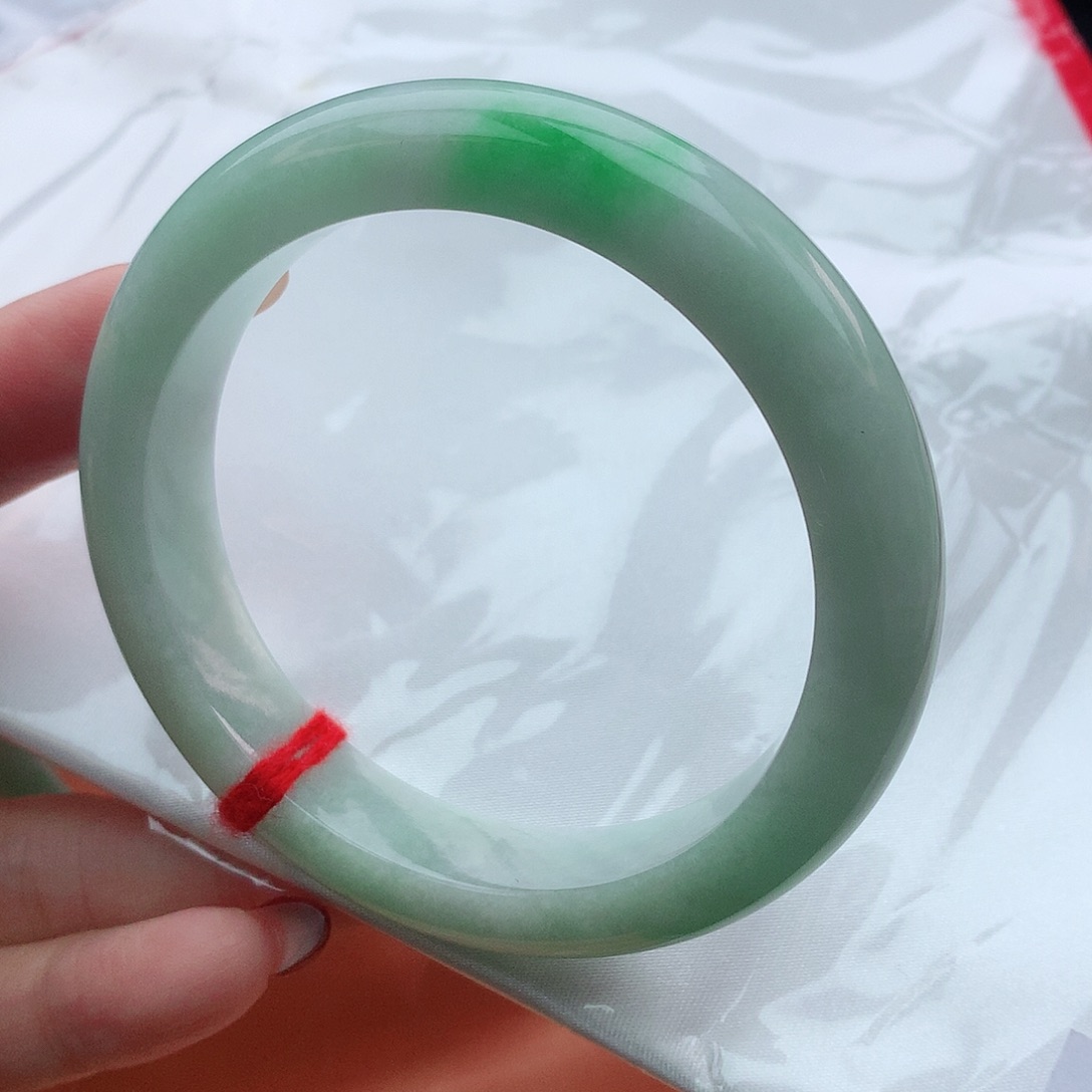 翡翠手镯未镶嵌56圈口880482