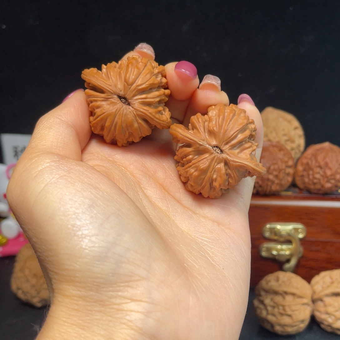 文玩核桃吊坠汉高楼全品38尺