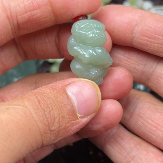 和田玉吊坠未镶嵌