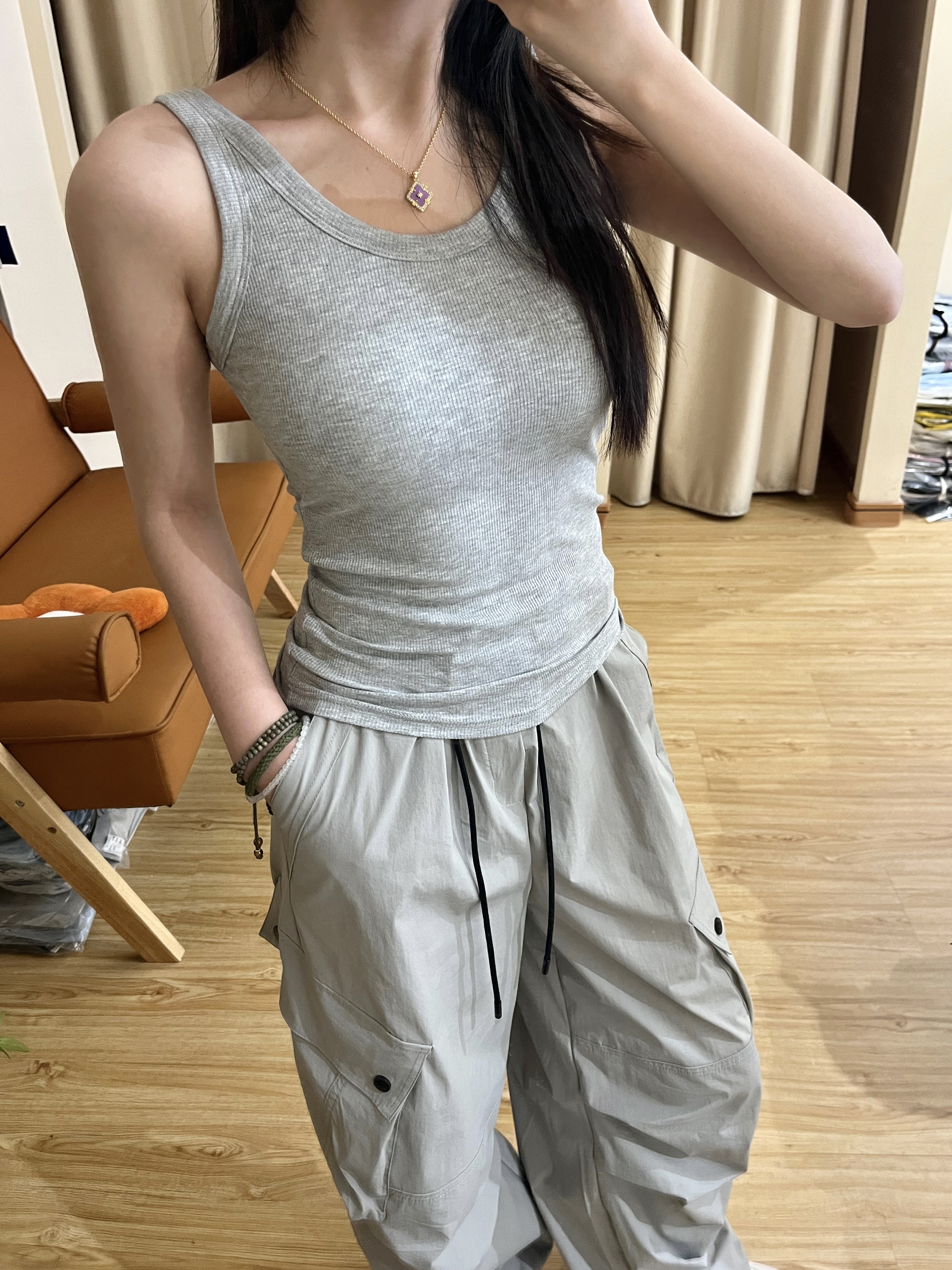 女士百搭防走光螺纹吊带背心内外穿无袖打底衫上衣