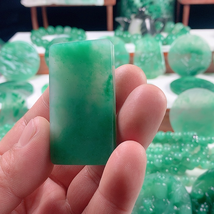 石英质玉手链未镶嵌