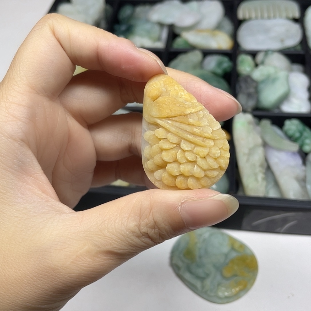 未镶嵌定制翡翠翡翠