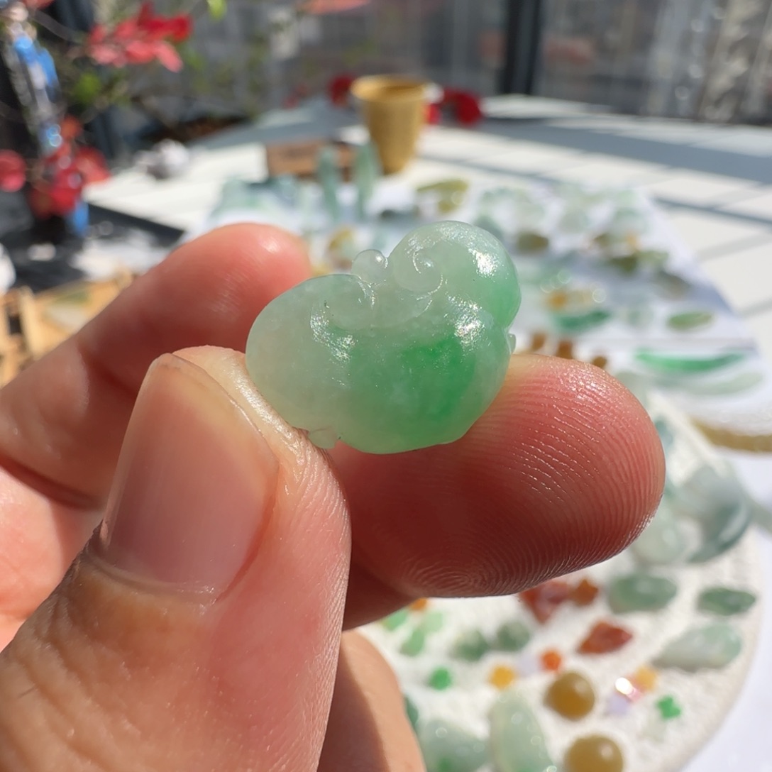 定制翡翠未镶嵌定制翡翠毛货不退不换