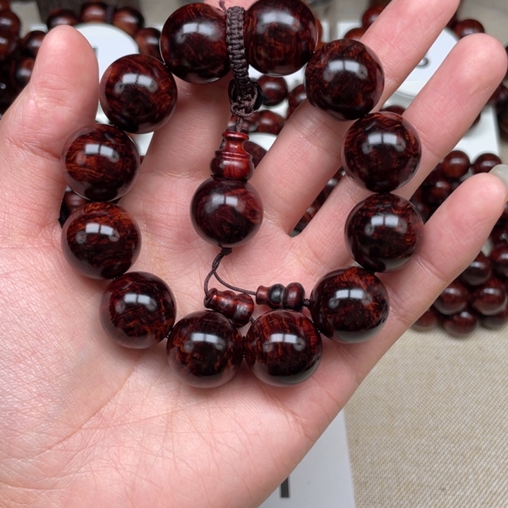 邵***帅黄花梨/降香黄檀2.0