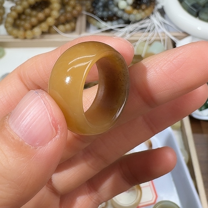 和田玉（糖玉）未镶嵌戒指18内径6
