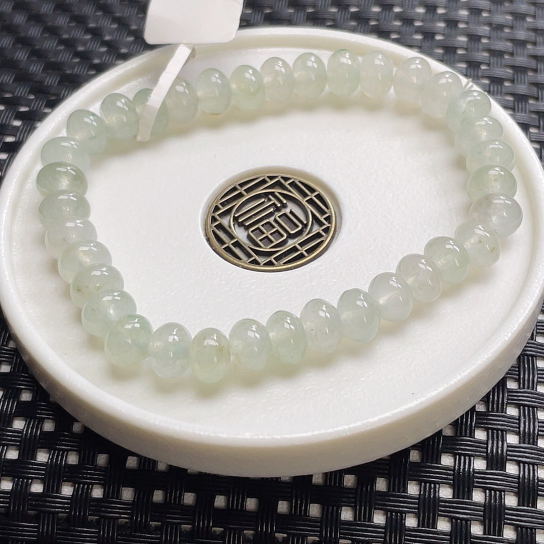 翡翠手链未镶嵌卡7.3