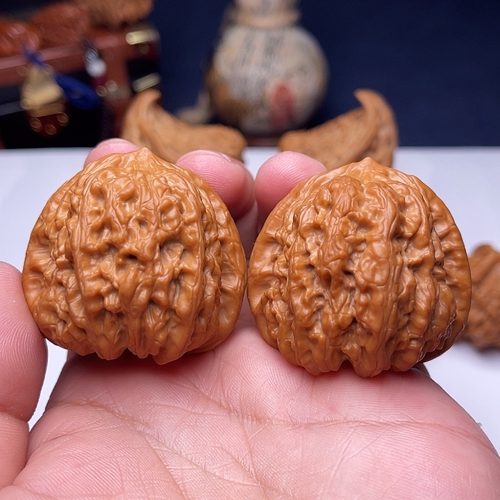 把件文玩核桃42平谷凹底