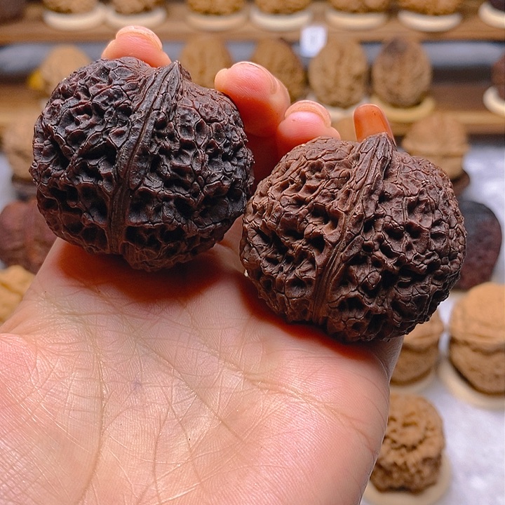 桃核把件聚满元宝45mm