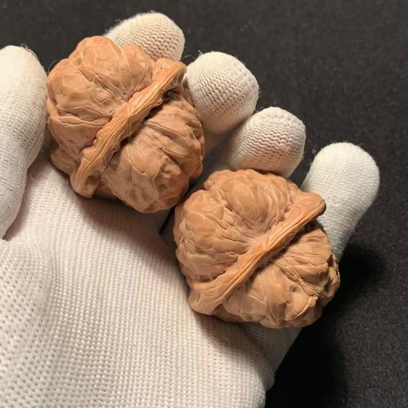 文玩核桃，蛤蟆头，白狮子专拍