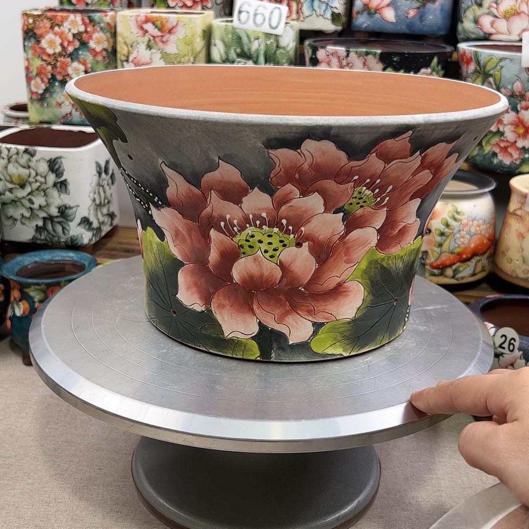 景德镇陶瓷花盆小**?景德镇陶瓷花盆