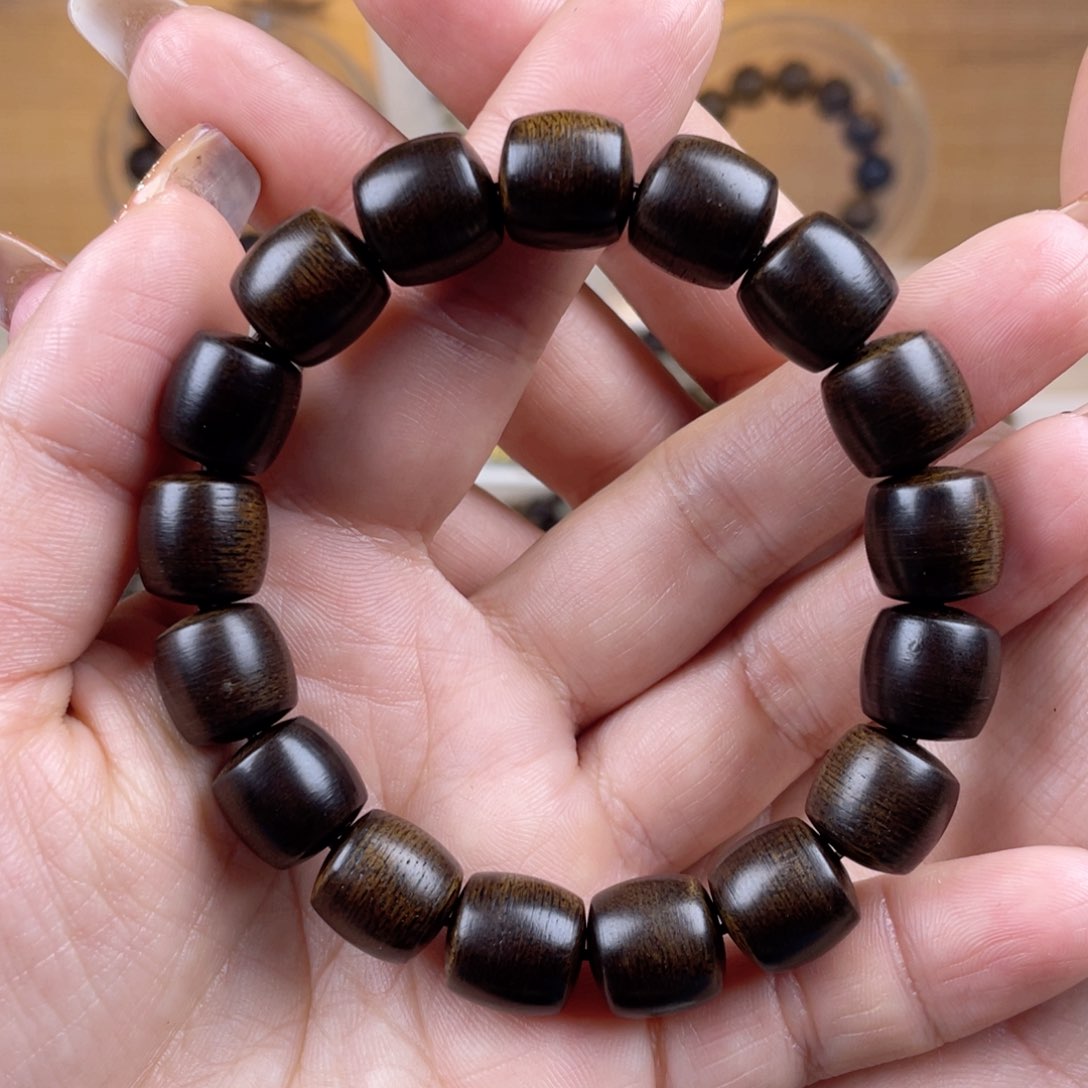 沉香手串毛*哥越南芽庄白棋楠