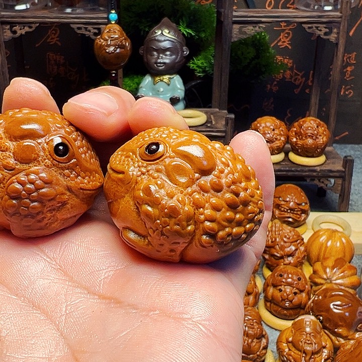 橄榄核手串/手链气**昂金蟾一对