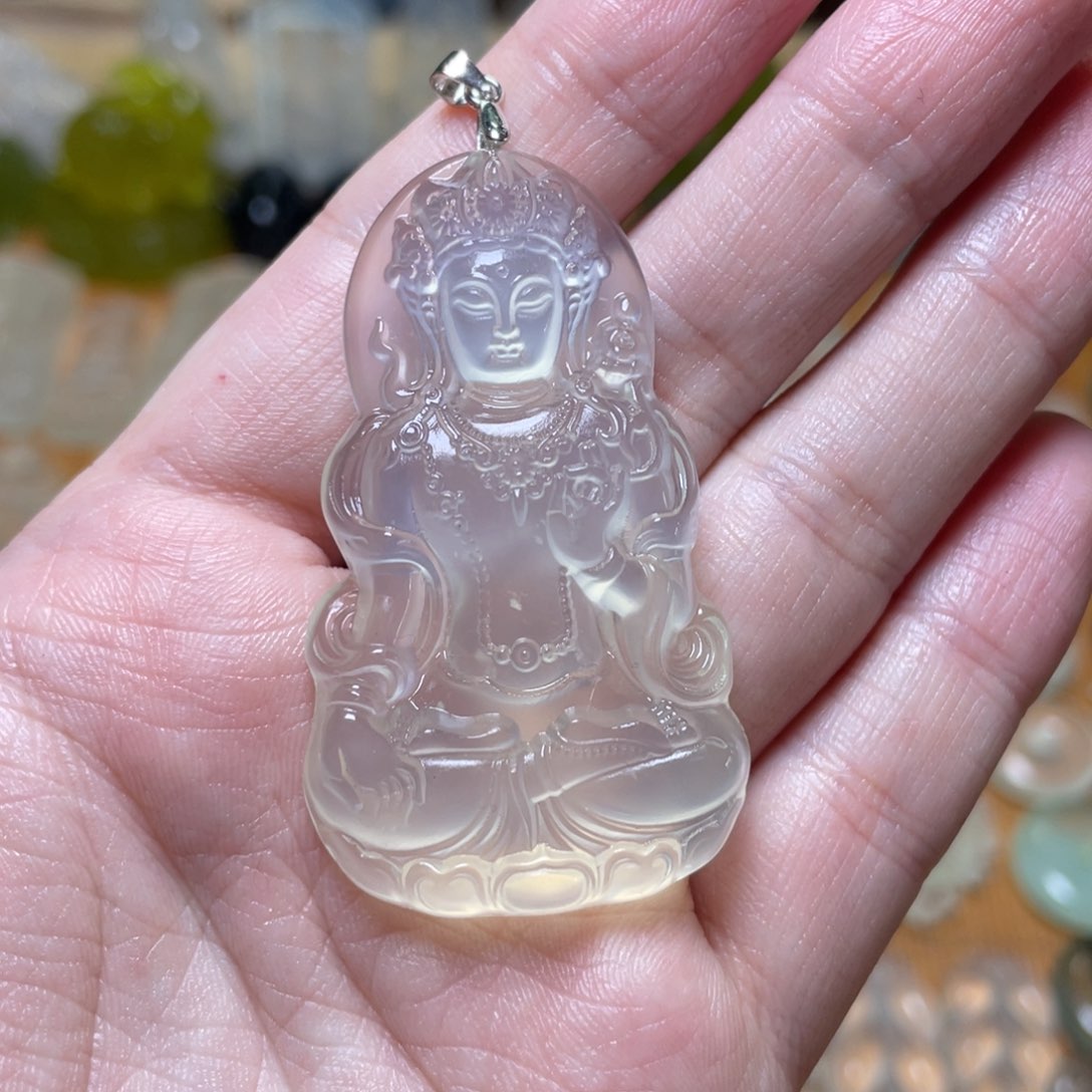 蛇纹石玉吊坠未镶嵌海****绣