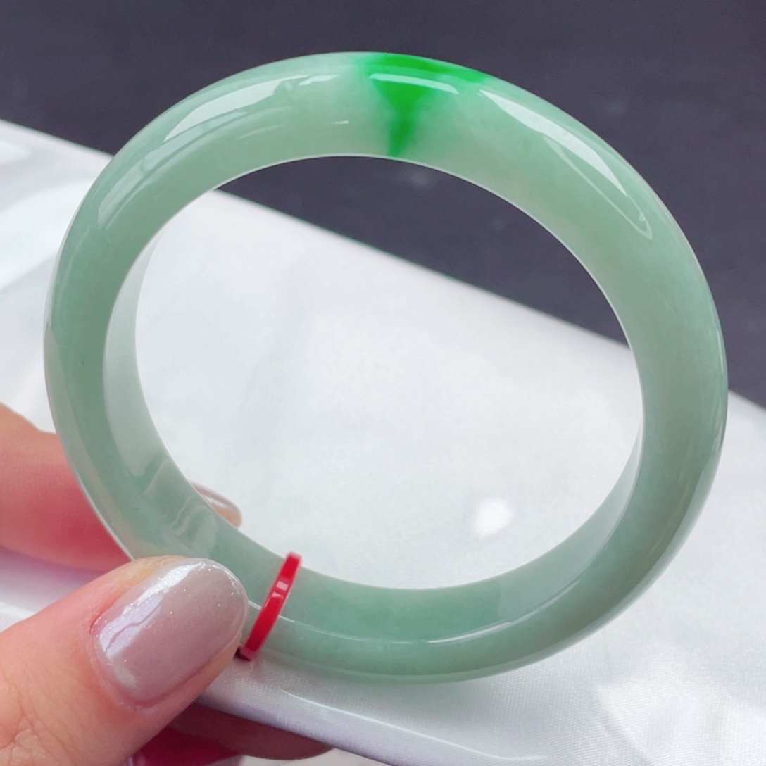 翡翠未镶嵌手镯54圆条