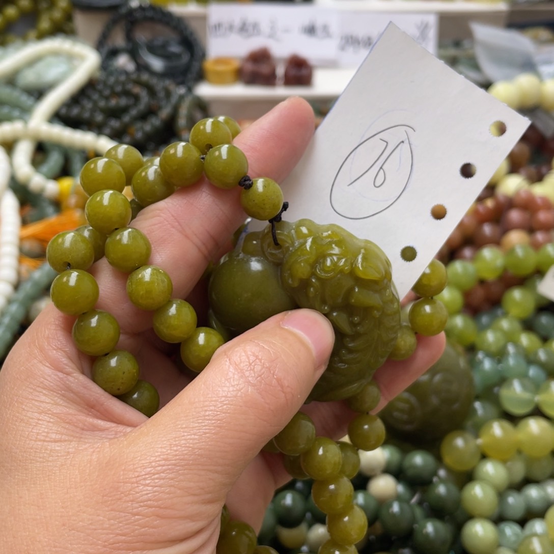 蛇纹石玉手链未镶嵌