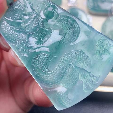 【闪购商品】翡翠颈饰未镶嵌天然翡翠