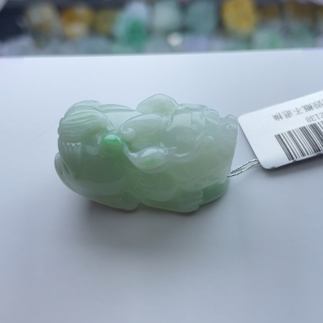 翡翠颈饰未镶嵌貔貅