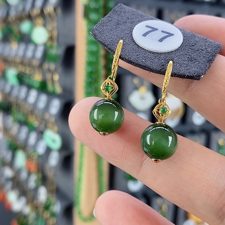 和田玉耳饰18K金镶嵌