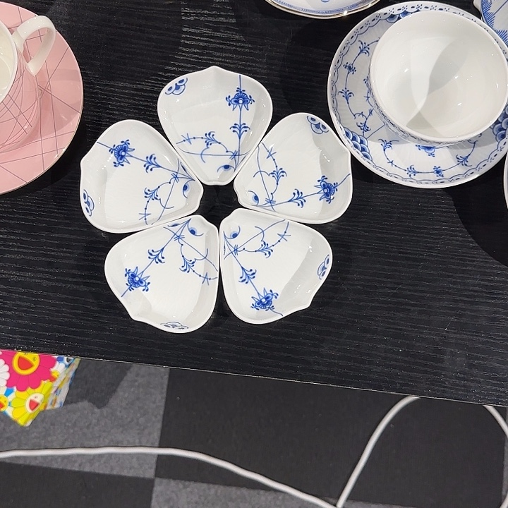 五个碟碟碟碟碟碟