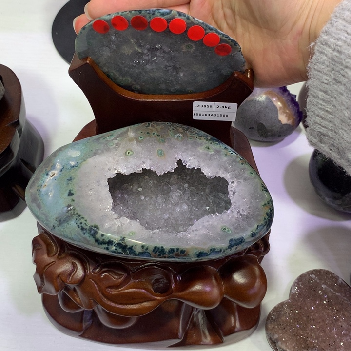 水晶大型摆件（非配饰）未镶嵌